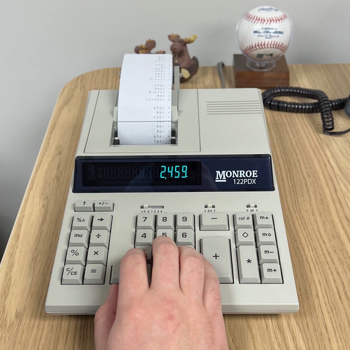 Monroe 122PDX 12-Digit Medium-Duty Accounting Printing Calculator With Fast Printing (In Use)