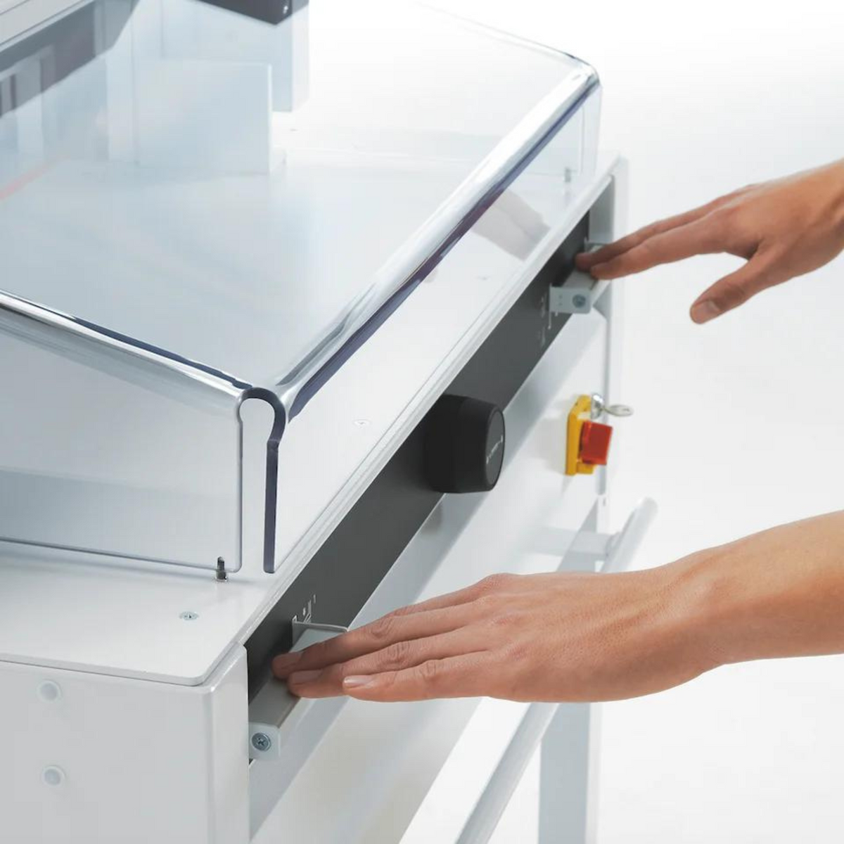 MBM Triumph 5255 Paper Cutter (Adjustment Levers)