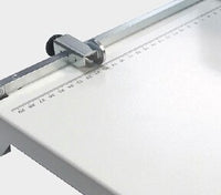 Side guide with skew adjustment for ease of use.