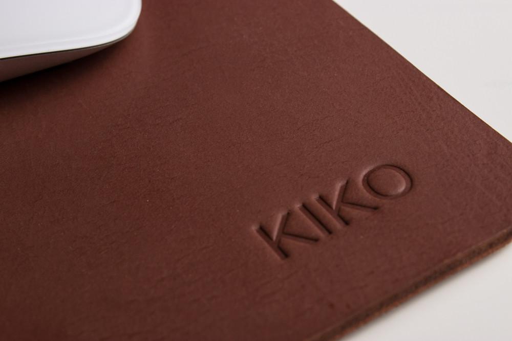 Cowhide Leather Mouse Pad with Smooth Hand-Glazed Surface (Corner)